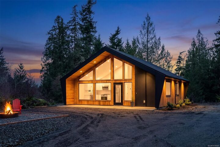 2470 Carpenter Rd — photo 1