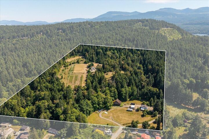 Property Photo: 13520 Roundup Dr BC V9G 1H4