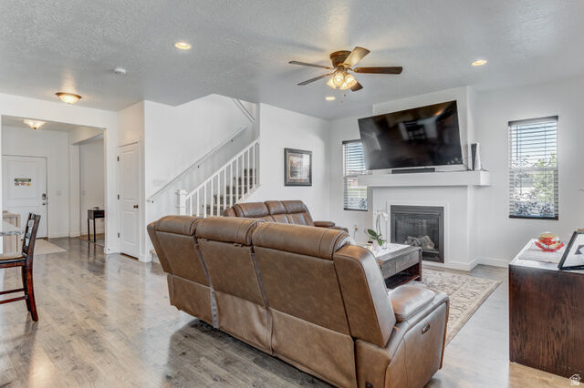 Property Photo:  242 E Echo Ledge Dr  UT 84045 