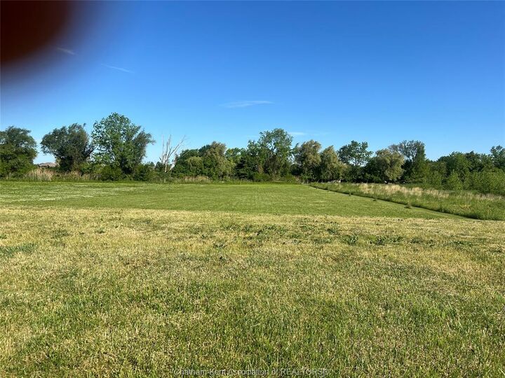 Property Photo:  6473 Riverview Line  ON N7M 5T1 
