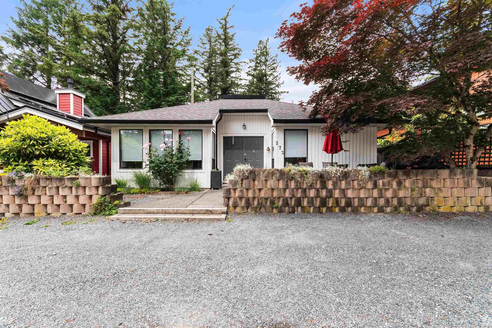 Property Photo: 372 Cedar Street BC V2R 4Z1