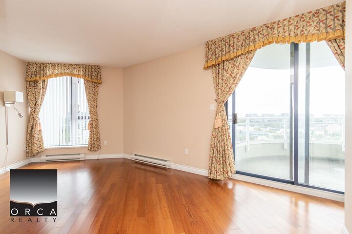 Property Photo:  6088 Minoru Boulevard 1307  BC V6Y 4A8 