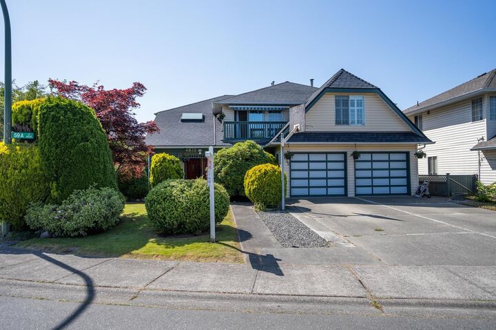 4835 59A Street — photo 1