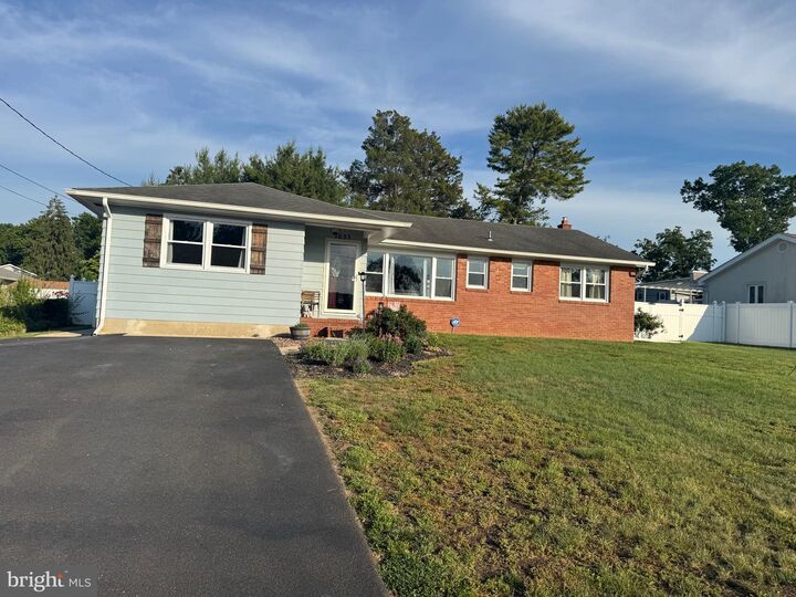 Property Photo: 1655 Junior Drive NJ 08361