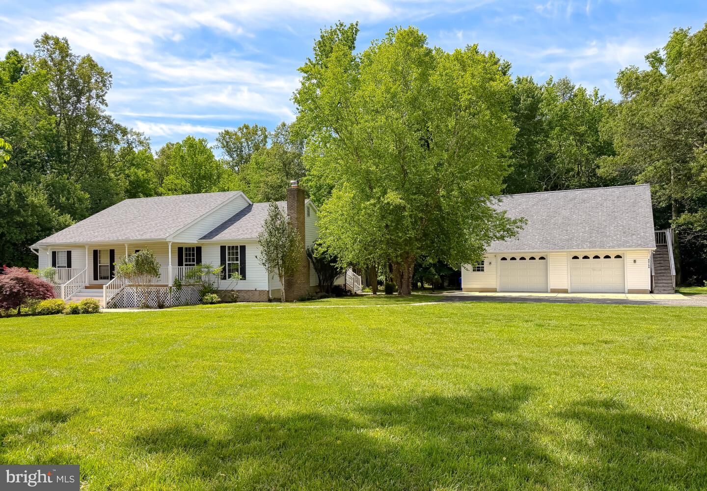 Property Photo: 4075 Heritage Knolls Place MD 20640
