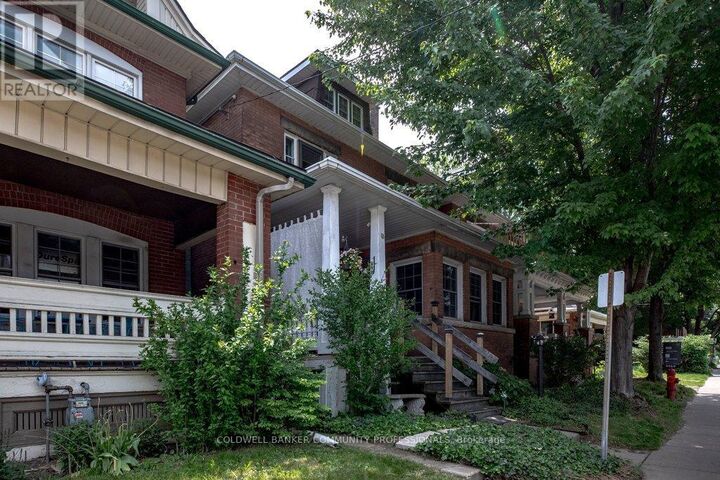 Property Photo:  111 Spadina Avenue  ON L8M 2X4 