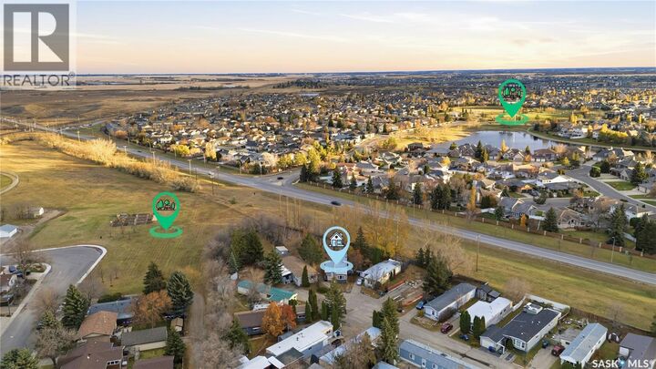 Property Photo:  60 1035 Boychuk Drive  SK S7H 5B2 
