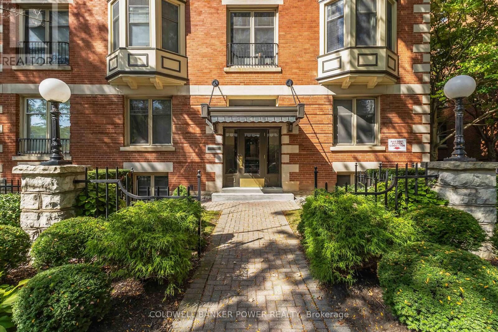 Property Photo:  460 Wellington Street 308  ON N6A 3P8 