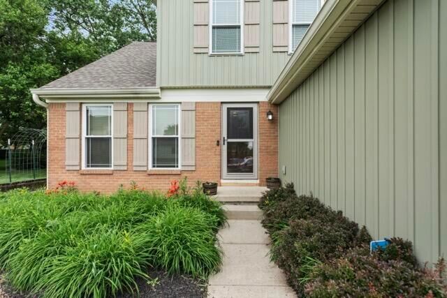 Property Photo: 2447 Norview Court OH 43123