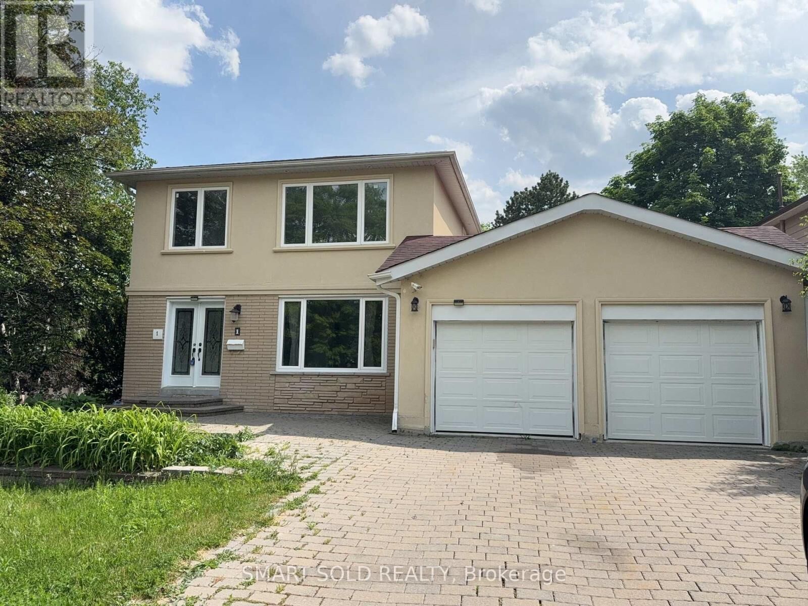 Property Photo:  1 Hammond Drive  ON L4G 2T8 