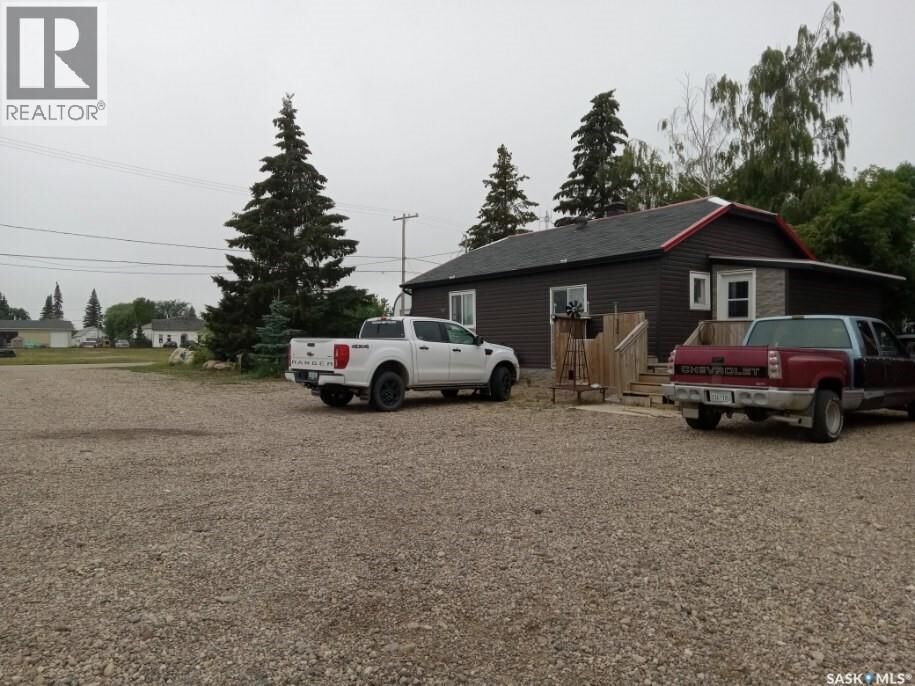 Property Photo: 99 Dziendzielowski Avenue SK S0K 1B0