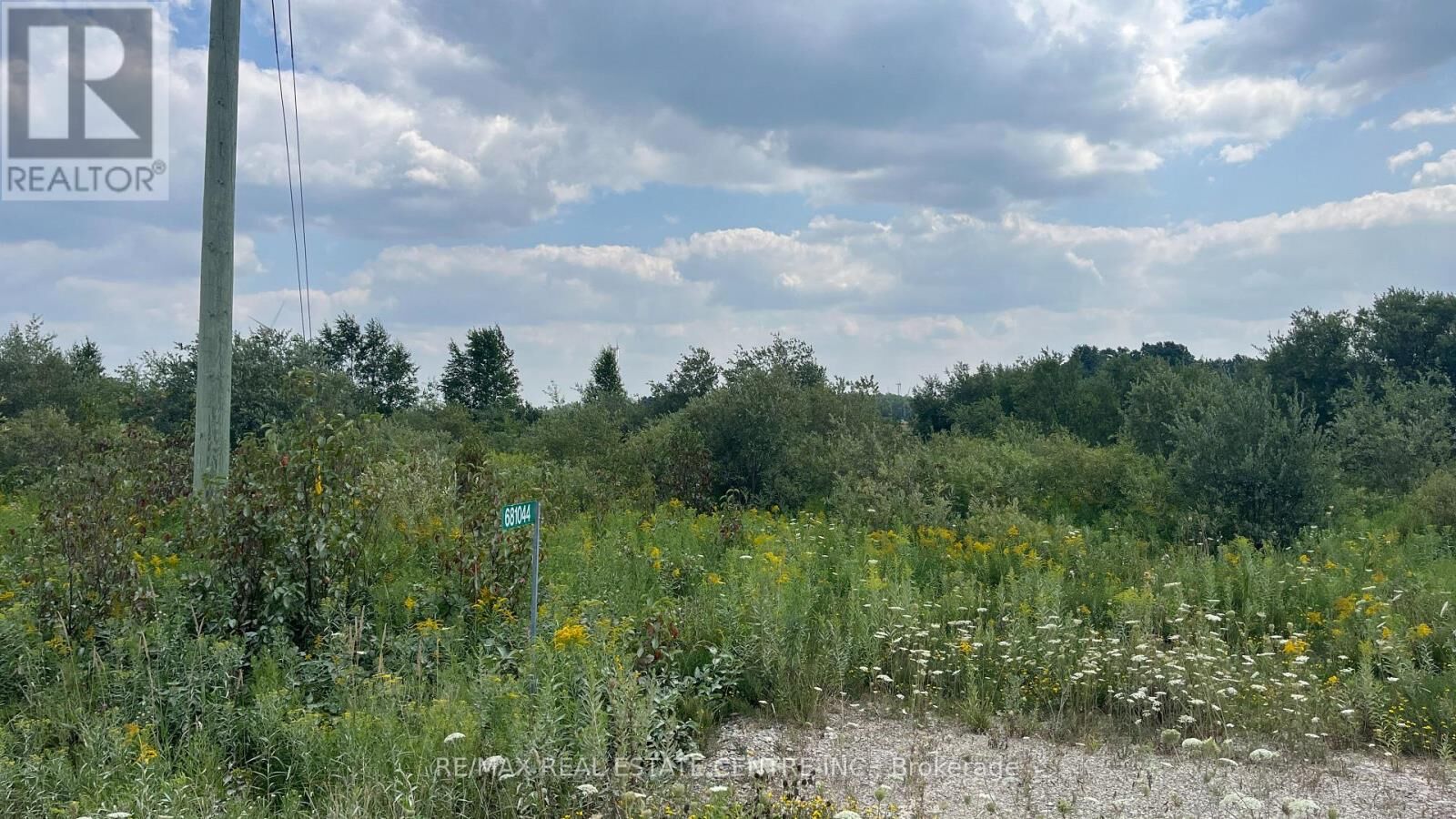 Photo de la propriété:  681044 260 Sideroad  ON L9V 2M7 