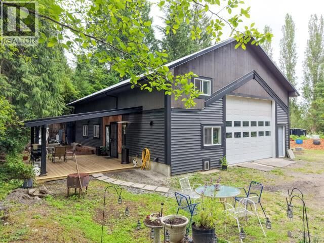 11198 Tuck Road — photo 1
