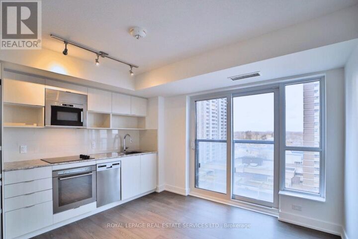 Property Photo: 7 Mabelle Avenue 803 ON M9A 4Y1