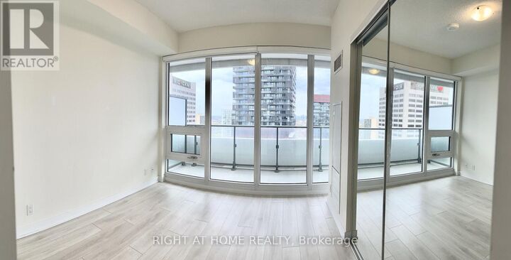 Property Photo: 2221 Yonge Street 3102 ON M4S 2B4