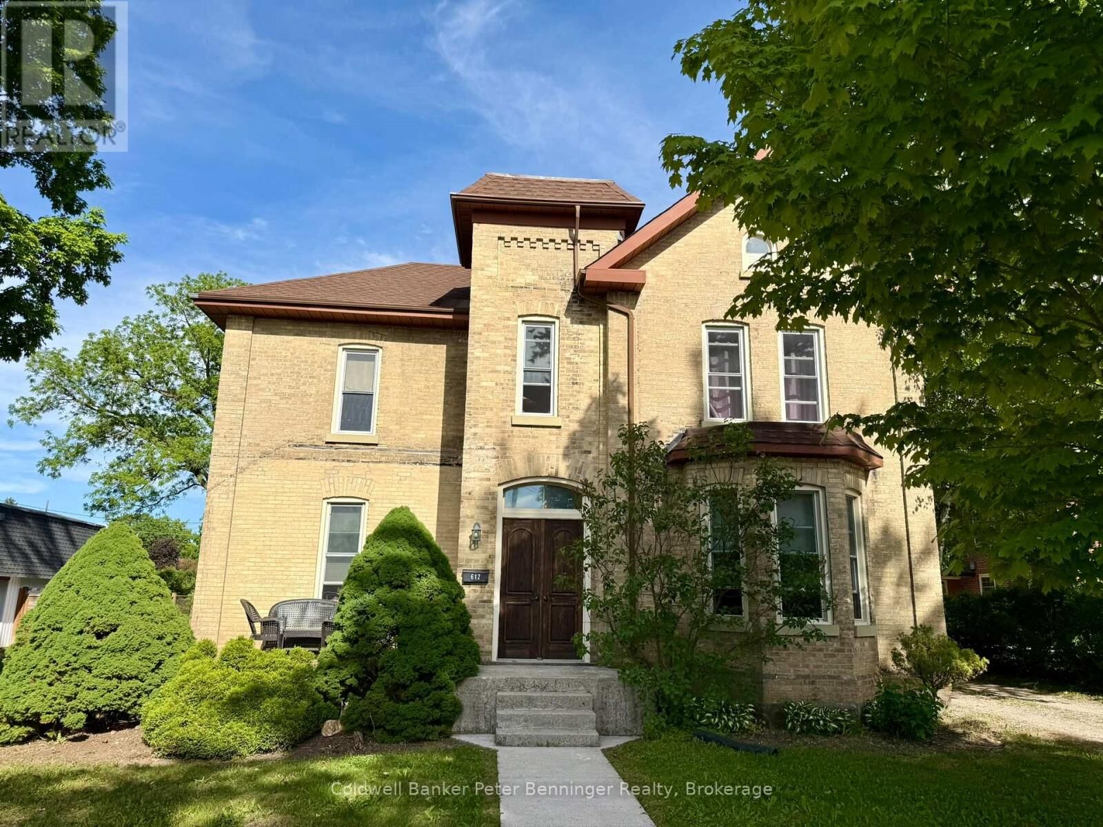 Property Photo: 612 Colborne Street ON N0G 2V0
