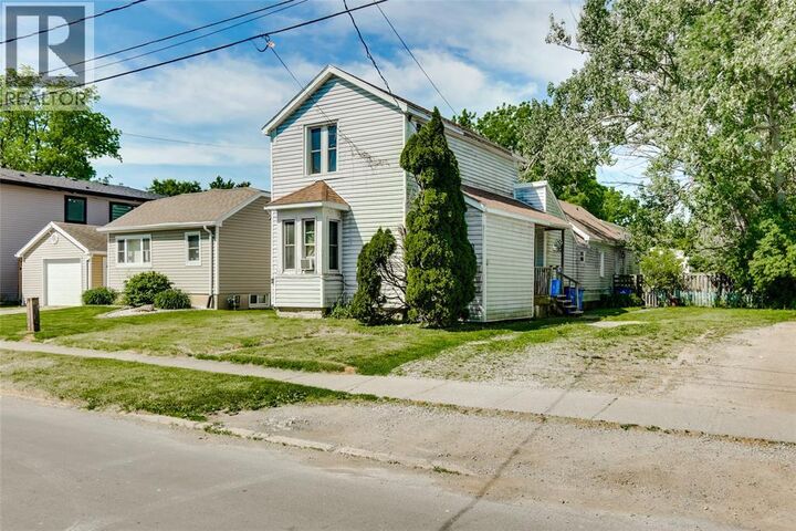 Property Photo: 30 Duke Street South ON N7M 4L9