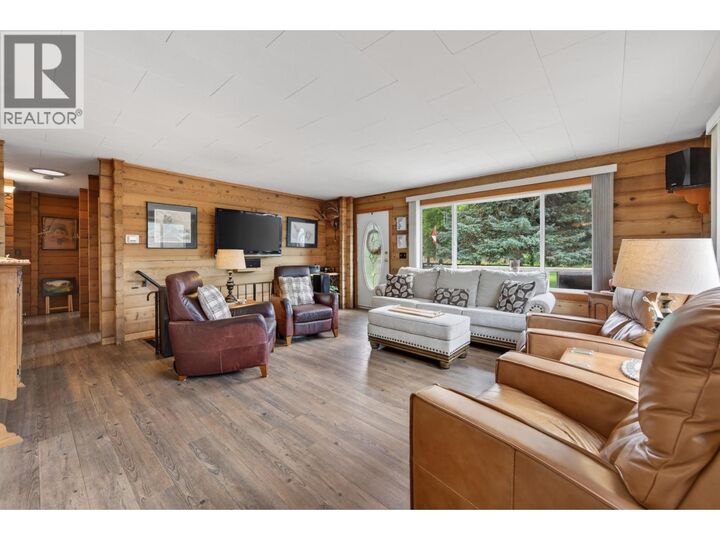 Property Photo: 1477 Main Street BC V0K 1V0