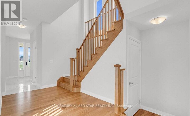 Property Photo: 842 Sobeski Avenue ON N4T 0P2