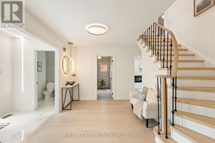 Property Photo:  679 Village Parkway  ON L3R 2Y4 