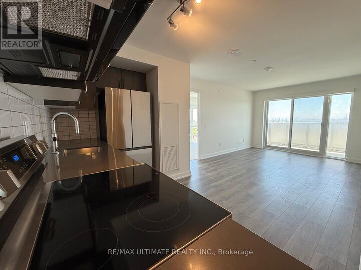 Property Photo: 1010 Sandy Beach Road 1105 ON L1W 3V9