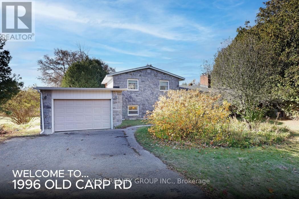 Photo de la propriété: 1996 Old Carp Road ON K0A 1L0