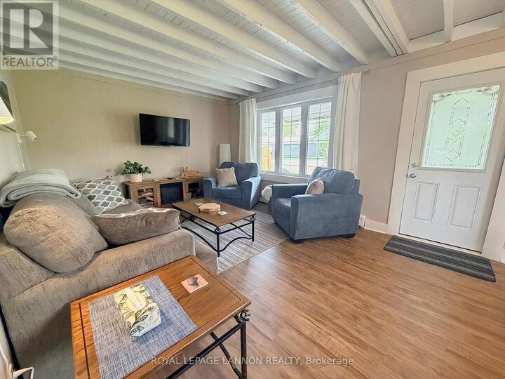 Property Photo:  112 Queen Street  ON P0T 1M0 