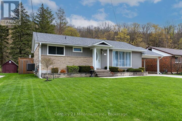 Photo de la propriété:  181 7th Avenue East  ON N4K 2W8 