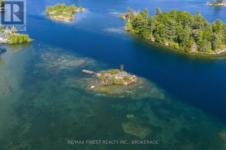 Property Photo:  1 Island 14B  ON K7G 2A8 