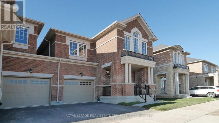 Property Photo:  103 Huguenot Road  ON L6H 0M3 