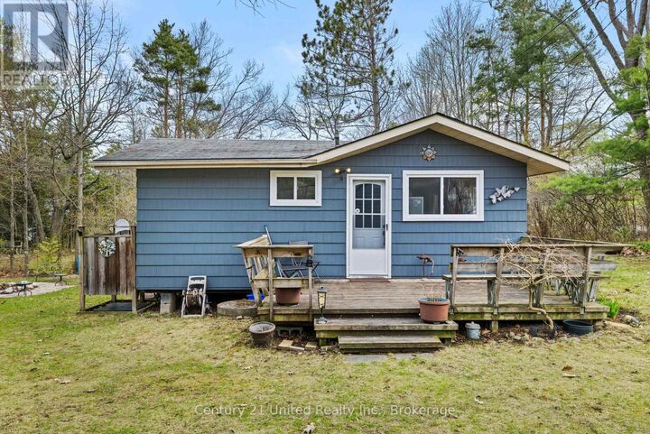 Property Photo:  422 Island View Road 10  ON K0K 2X0 