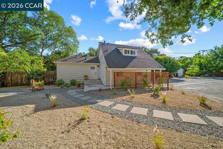 Property Photo: 1409 Walden Rd CA 94597