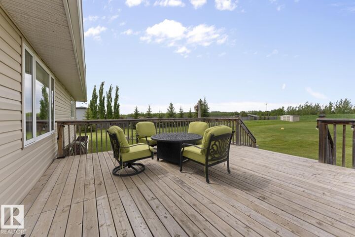 Property Photo: 42310 Township Road 632 AB T9M 1P1