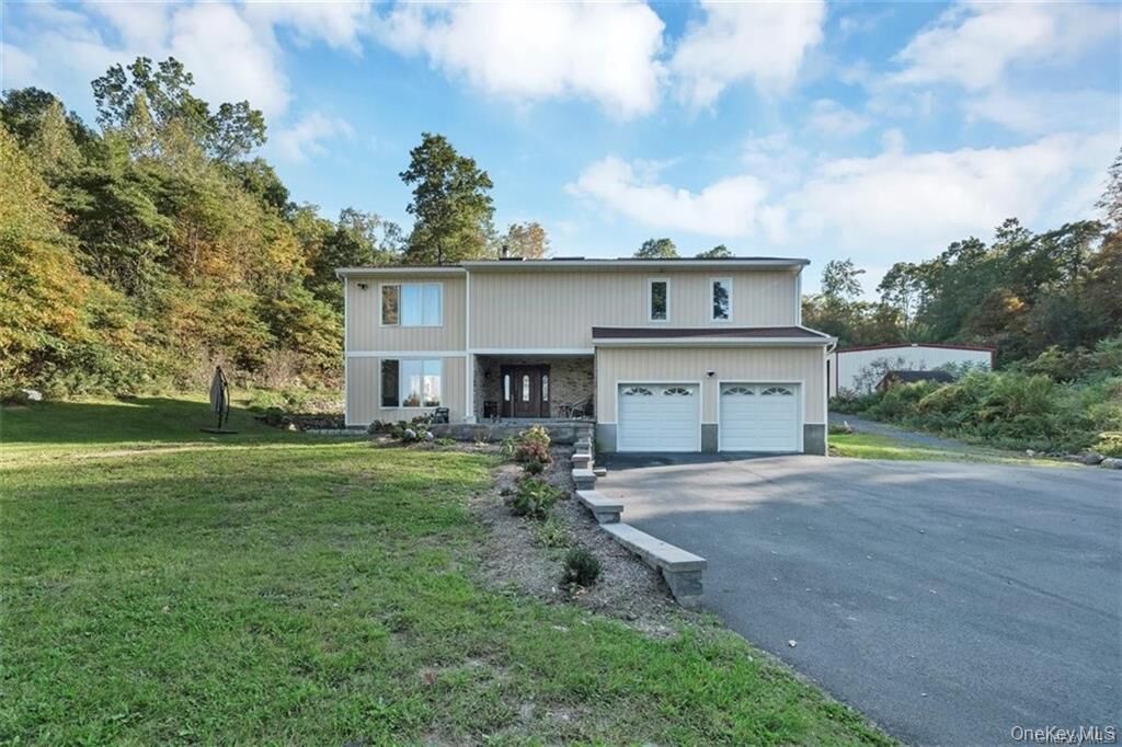 Property Photo:  63 Whitetail Run  NY 10918 