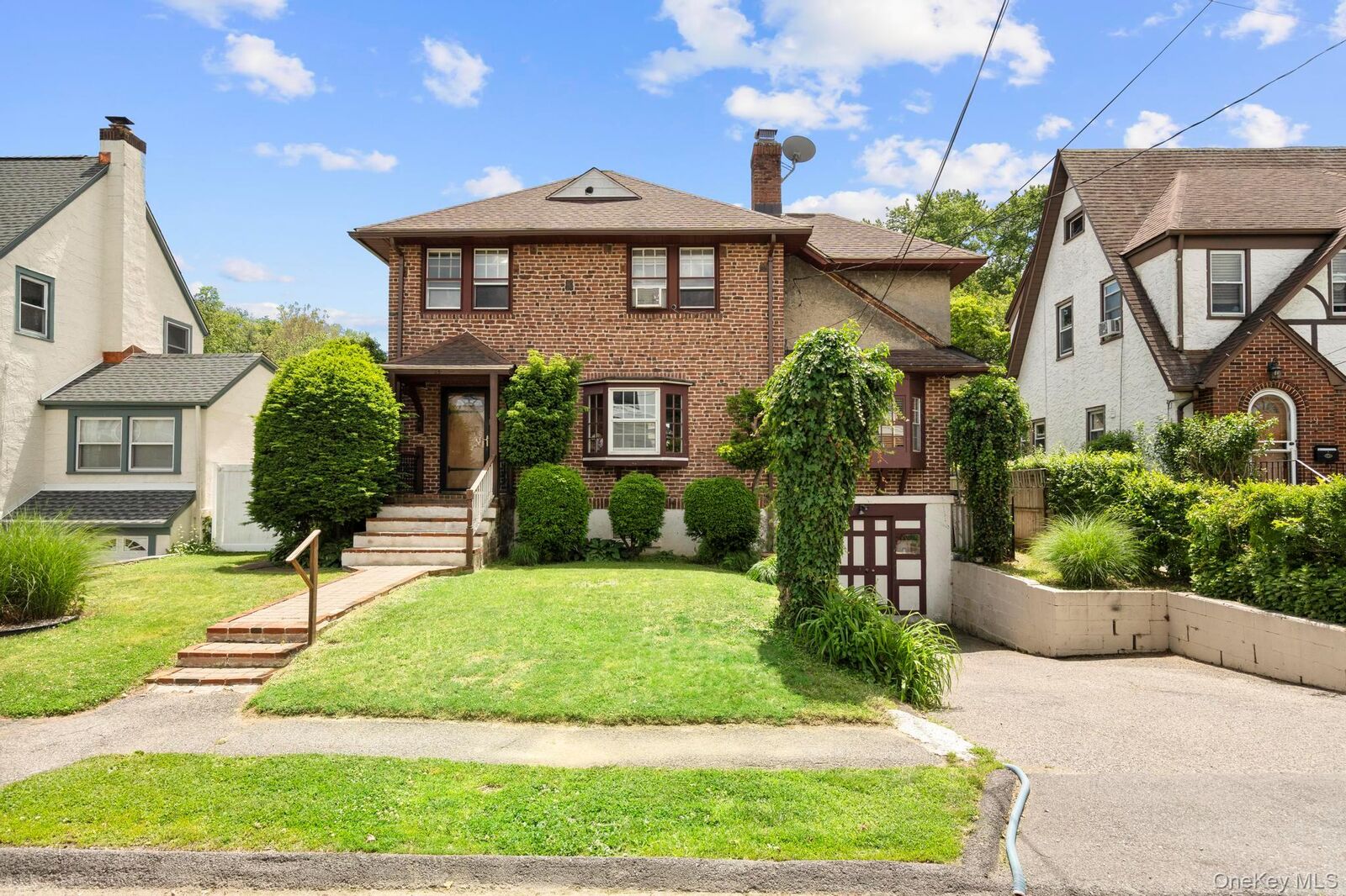 Property Photo:  23 Underhill Place  NY 10604 