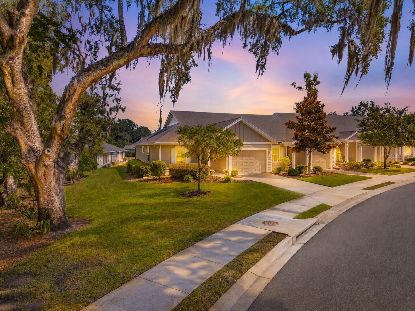 Property Photo: 12938 NW 11th Place FL 32669