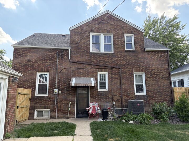 Property Photo: 1008 Joliet Street IL 61301