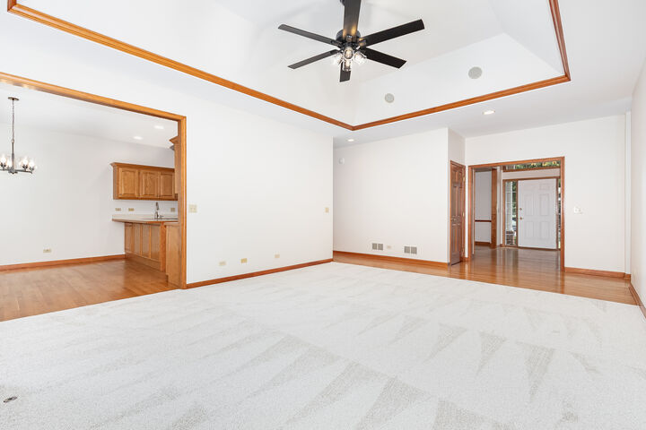 Property Photo:  15238 Vetel Court  IL 60544 