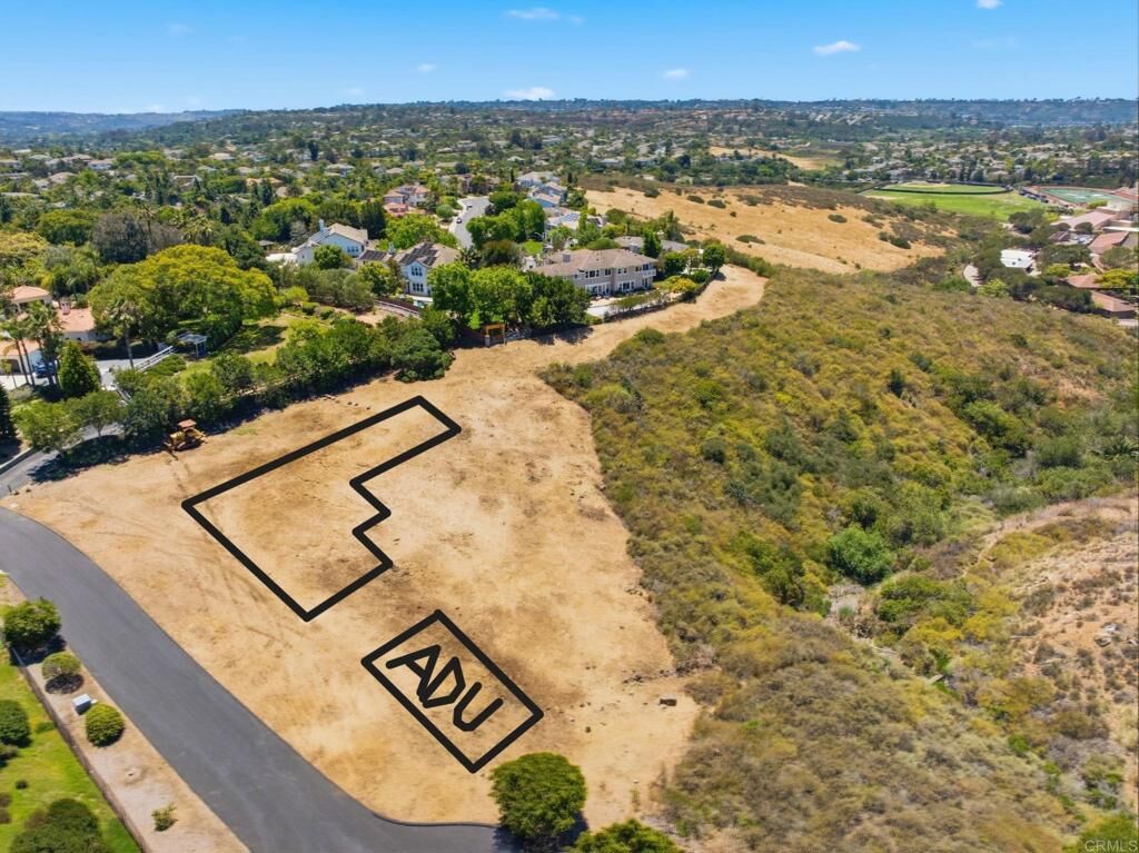 Property Photo: 2901 Wishbone Way CA 92024
