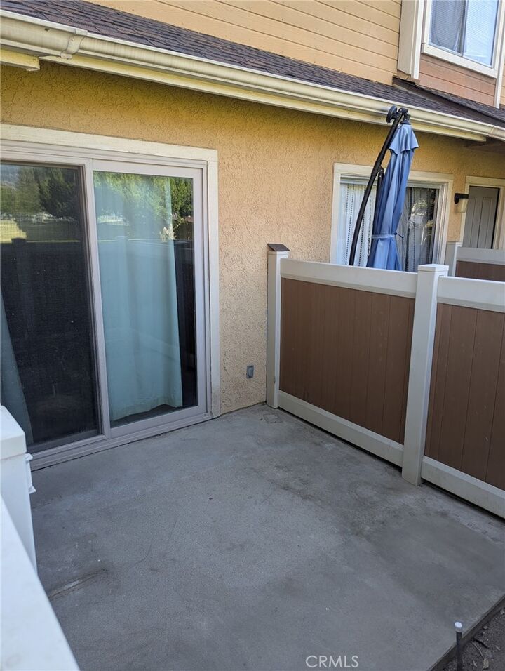 Property Photo:  1460 Kendall 26  CA 92407 