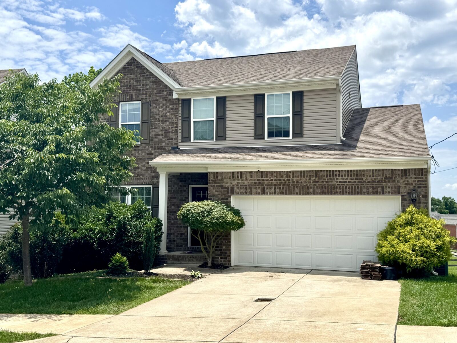 Property Photo: 1453 Ohara Dr TN 37013