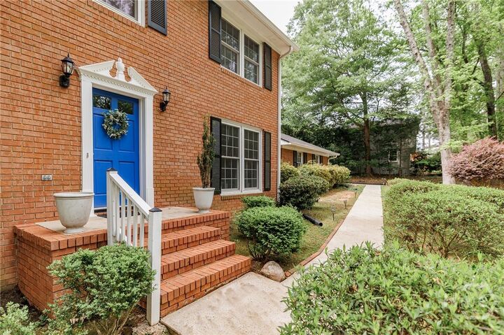Property Photo: 140 Rollingwood Drive GA 30605