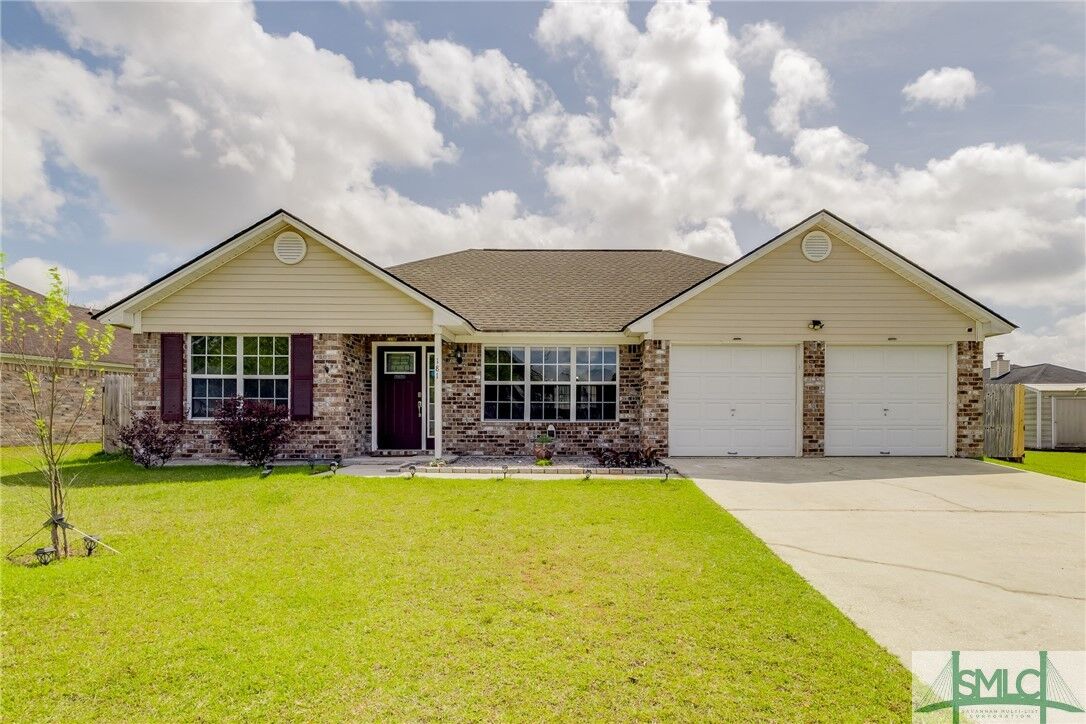 Property Photo: 181 Berwick Lakes Boulevard GA 31322