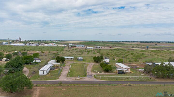 Property Photo:  674 S Roosevelt Road T Street  NM 88130 