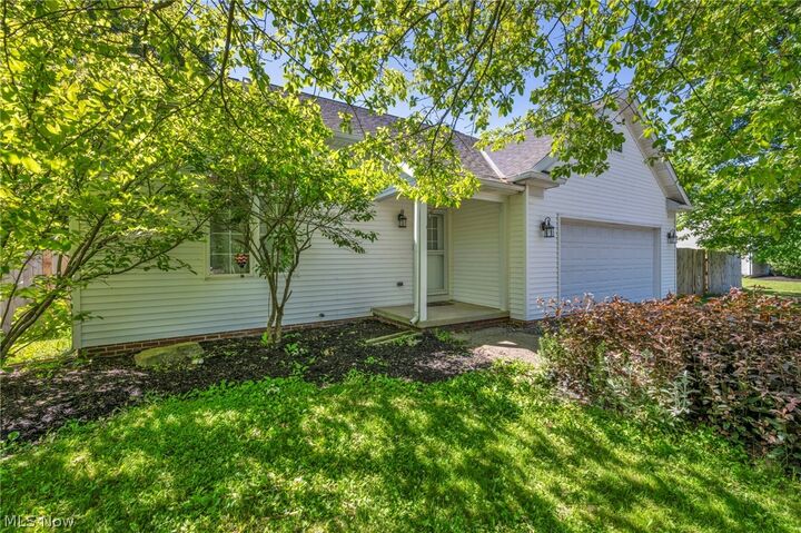 Property Photo:  9842 Johnnycake Ridge Road  OH 44060 