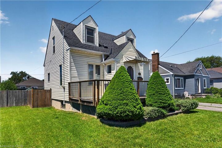Property Photo: 71 Scholfield Avenue S ON L3B 1N4
