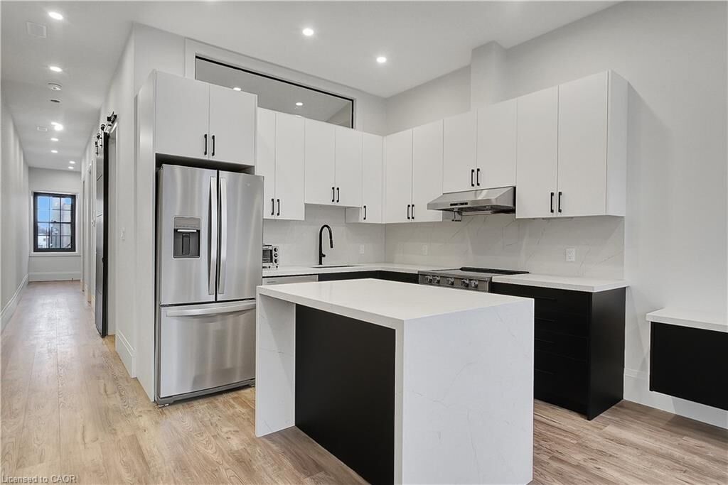 Property Photo:  29 Main Street 201  ON N1R 1V6 