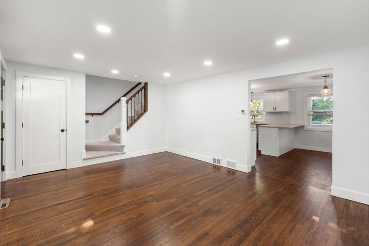 Property Photo:  164 B East Central St B  MA 01760 