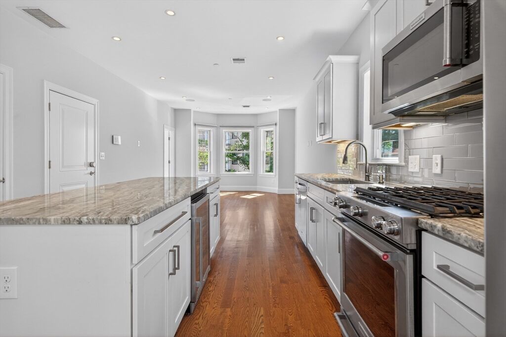 Property Photo:  36 Rossmore St 2  MA 02143 