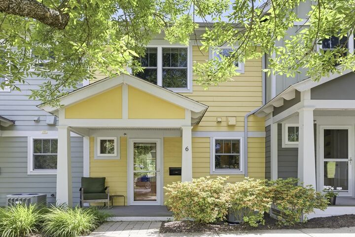 Property Photo:  6 Moser Street 6  MA 01060 